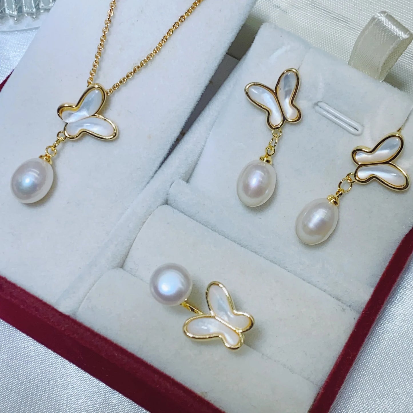 one set freshwater pearl white pink rice 6-8mm pendant necklace /earrings/Ring butterfly shell