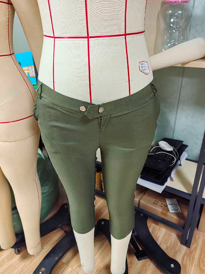 Women's Slim Fit Casual Solid Color Button Pocket Capris For Women