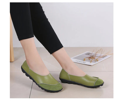 Women's shoes casual flat walking low heel loafers leather solid color large size casual single shoe work shoes44