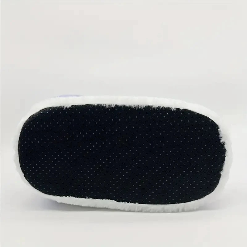 Black and white sole of EtherealBe bread foam sneakers slippers with textured bottom for grip