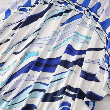 EtherealBe breathable round neck fashion vestido with a stylish blue wave pattern for a trendy look