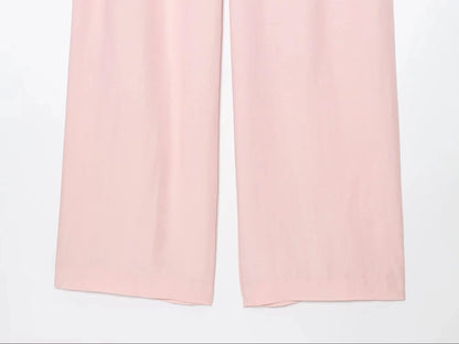 EtherealBe casual chic office lady pantsuit in soft pink fabric for a stylish work look