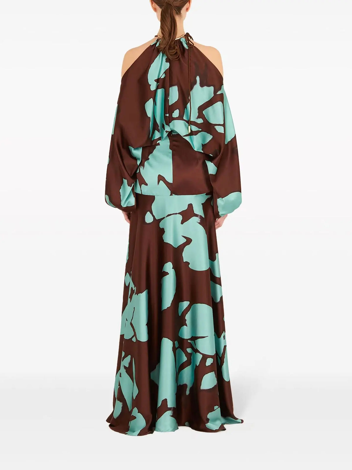 Elegant off shoulder vacation dress in brown and turquoise with a flowing silhouette and stylish design