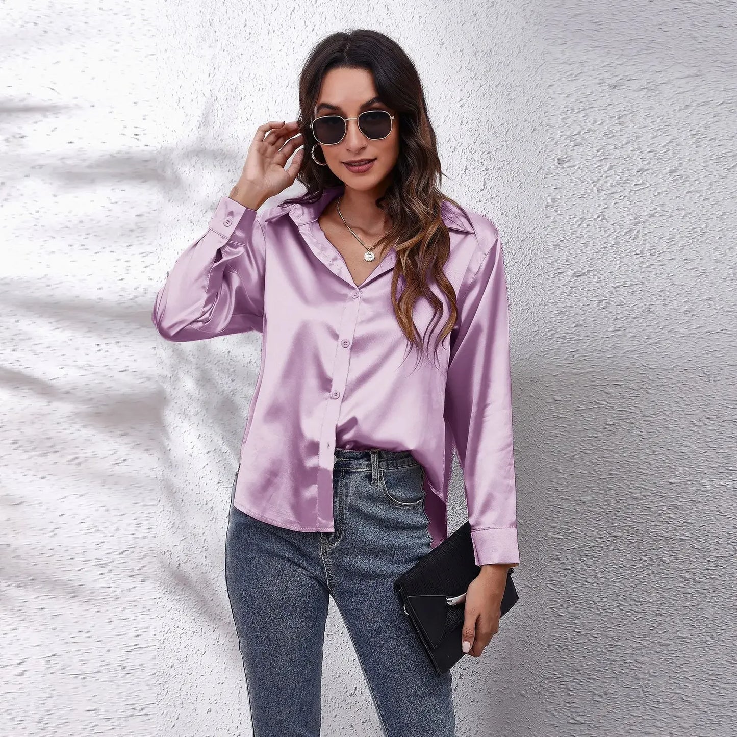 EtherealBe fashion satin blouse ladies in pink with a stylish collar and button-down design