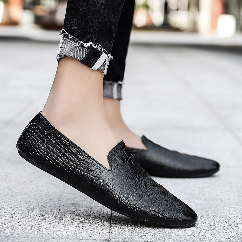 Stylish black fashionable textured flats for women with a comfortable slip-on design