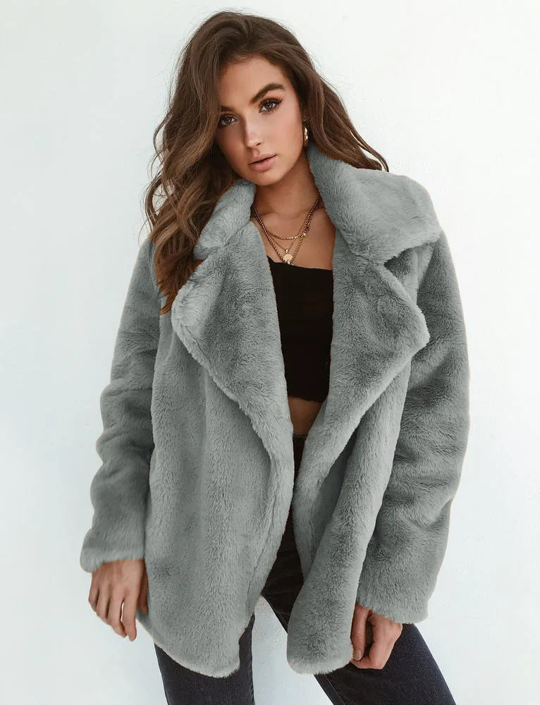 EtherealBe faux fur lapel coat for women in soft gray with a stylish oversized fit