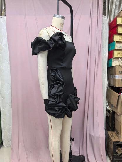 Black EtherealBe formal strapless cocktail dress with ruffled detailing and fitted silhouette