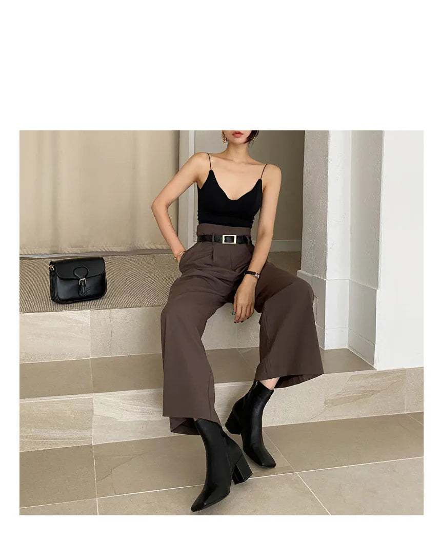 EtherealBe professional corporate attire for women featuring stylish culottes and fitted top