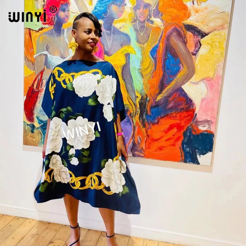 Stylish Long Femme Chic Vestido for Women with Floral Design in a Colorful Gallery Setting