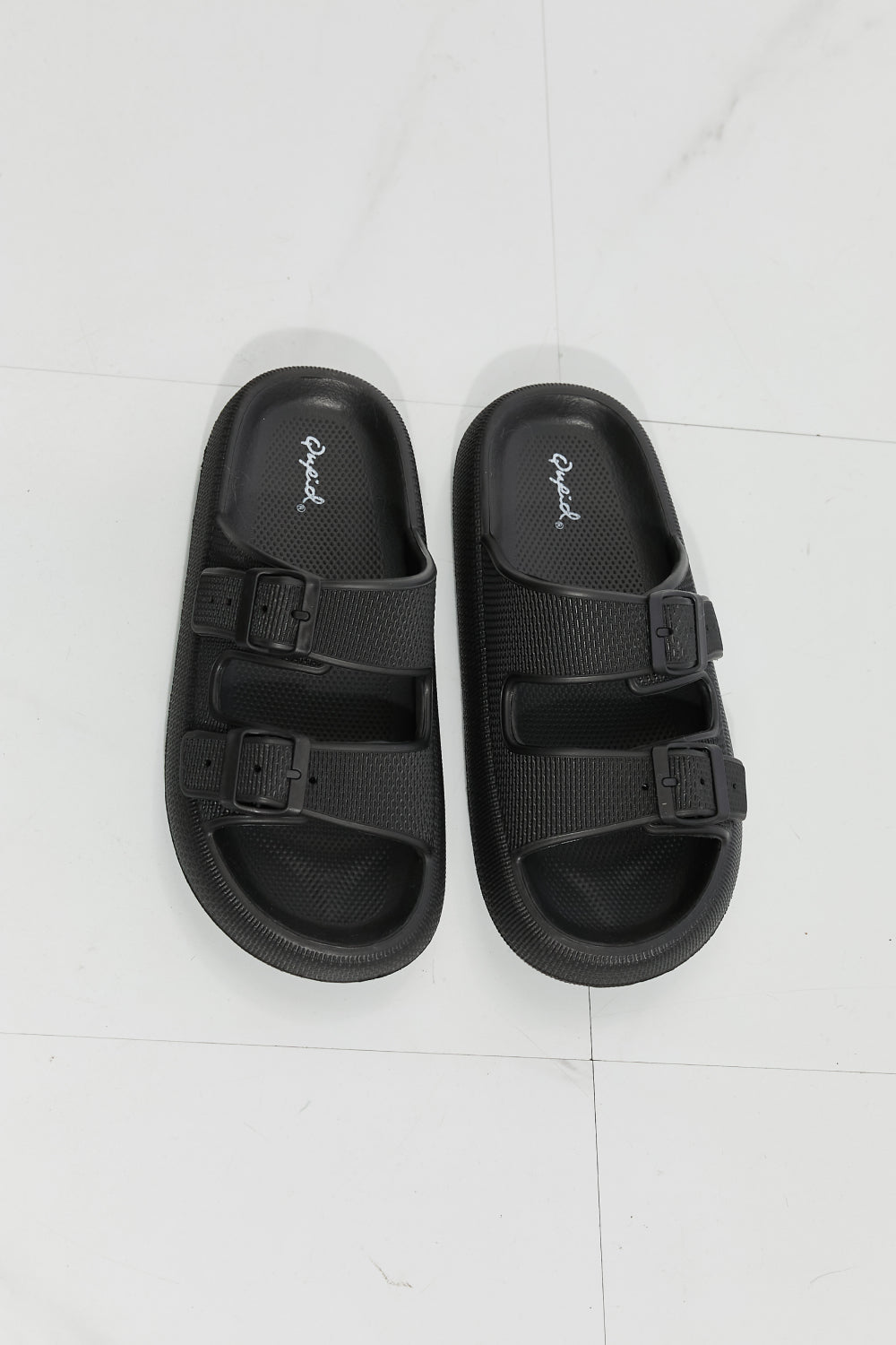 Qupid Comfy Casual Rubber Slide Sandal in Black