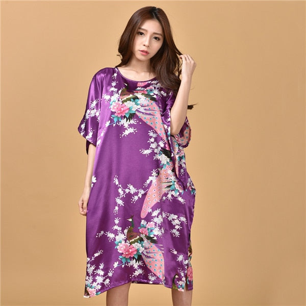 Plus Size Nightgown Sleepwear Women&#39;s Summer Nightwear Robe Lady Sexy Nightdress Silk Rayon Loose Bathrobe Gown Home Dress