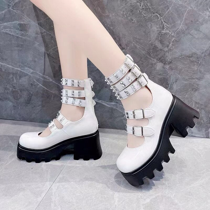 Sandals Women 2023 Summer New Rivet Hollow Thick Wedge Gladiator Heels Fashion Leather Metal Buckle Outdoor Casual Roman Sandals