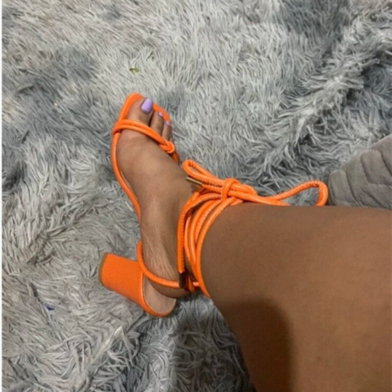 Women's High Heels Sexy Cross Tie 2022 Summer New Outdoor Banquet Narrow Band Pumps White Square Toe Open Toe Braided High Heels