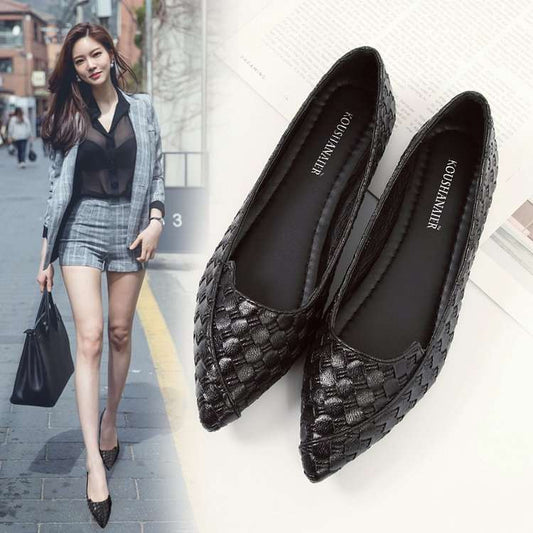 2018 Spring Harajuku Single shoes female Korean version  Shallow mouth Doug shoes Sharp point non-slip Versatile Lazy shoes Women's Shoes