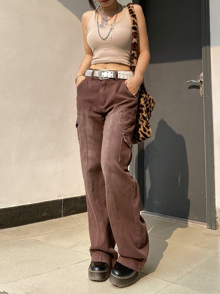EtherealBe boyfriend jeans with pockets in brown featuring a relaxed fit and stylish cargo design