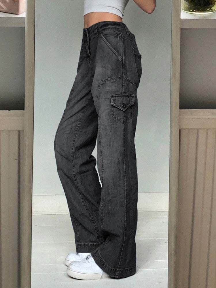Fashionable EtherealBe boyfriend jeans with pockets in a relaxed fit and stylish design