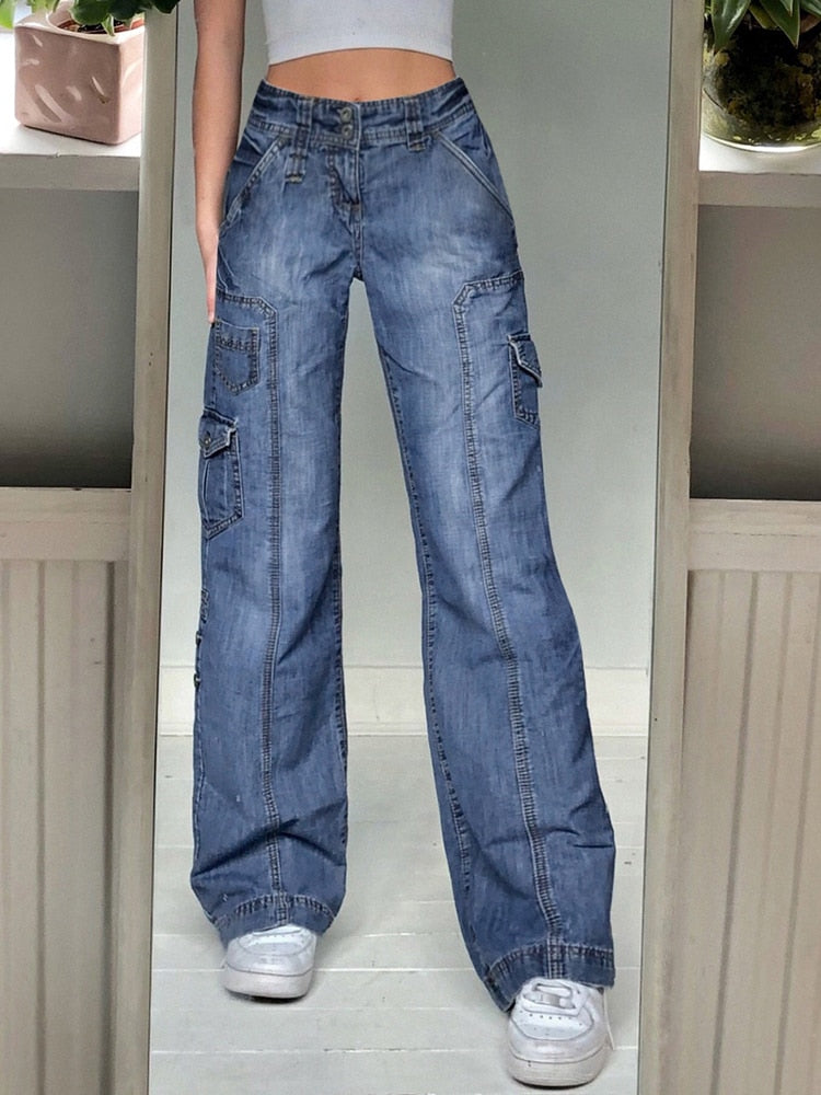 EtherealBe stylish boyfriend jeans with pockets featuring a relaxed fit and wide legs