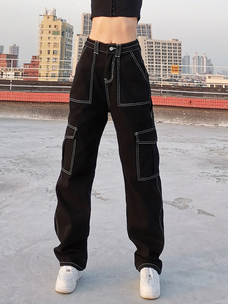 Black high waist baggy cargo jeans for women with white contrast stitching and cargo pockets